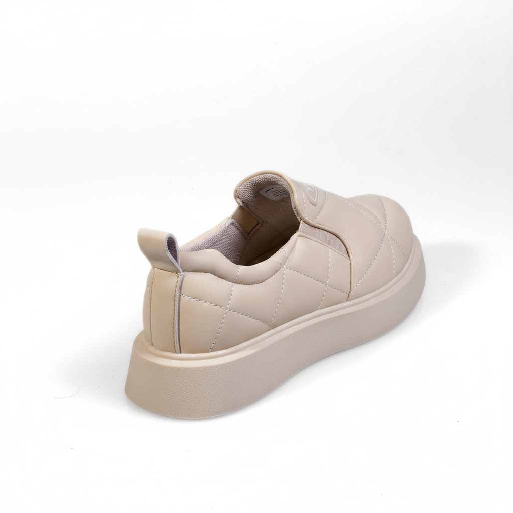 N205-3 Béžové dámské prošívané slip-on tenisky na platformě