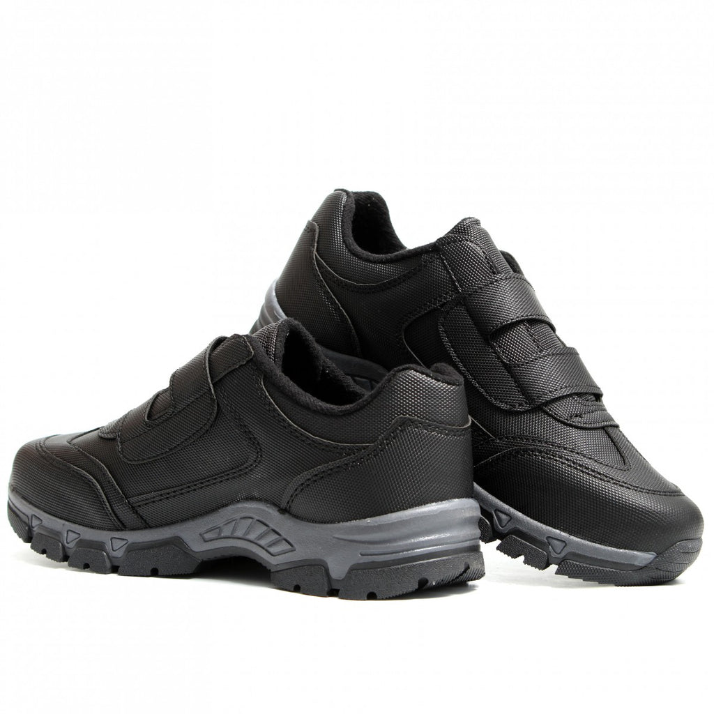 406/4420 Fekete férfi cipő