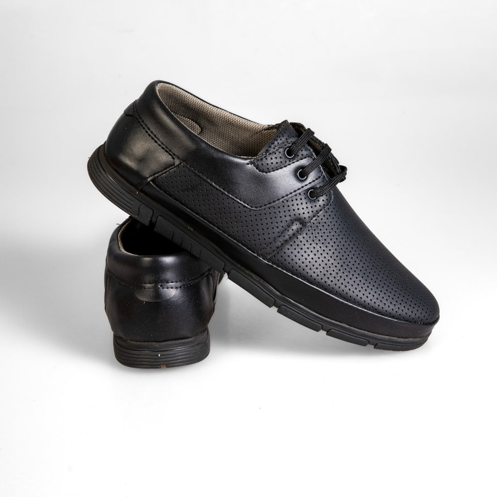 681004 Pantofi casual negri pentru bărbați