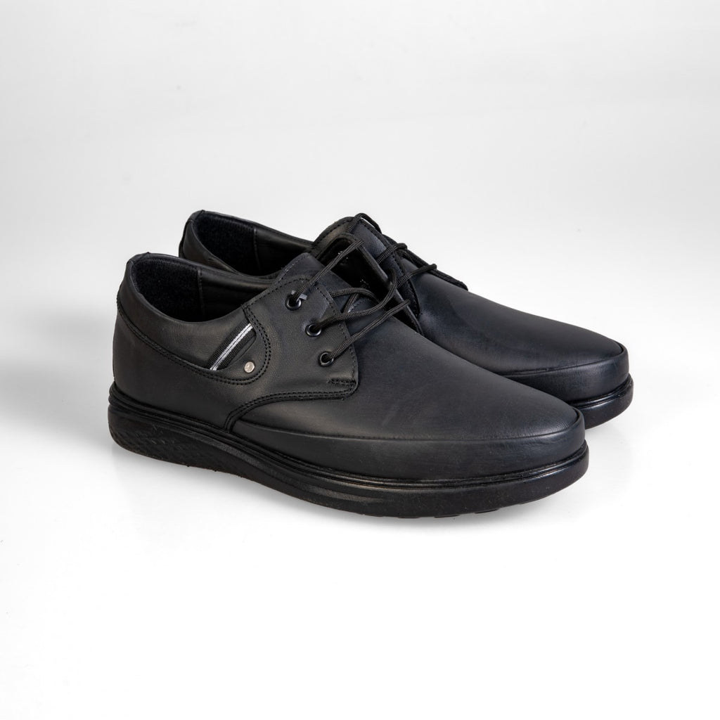 705003 Pantofi casual negri pentru bărbați