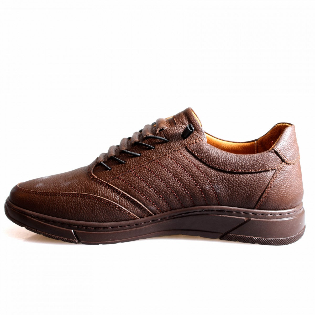 707001 Barna férfi cipő