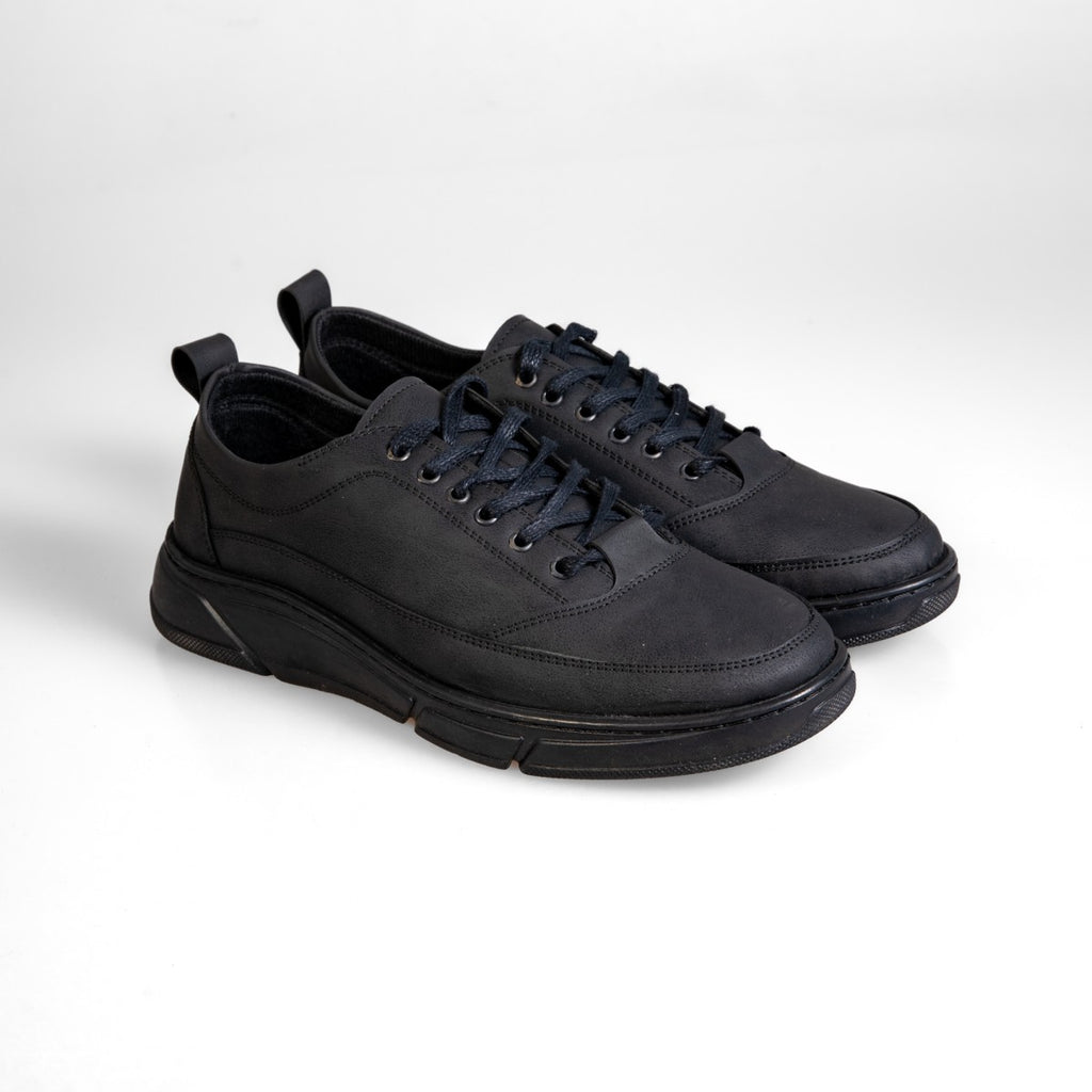 748009 Černé pánské volnočasové boty