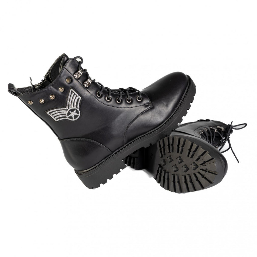 8857PU Fekete női csizma