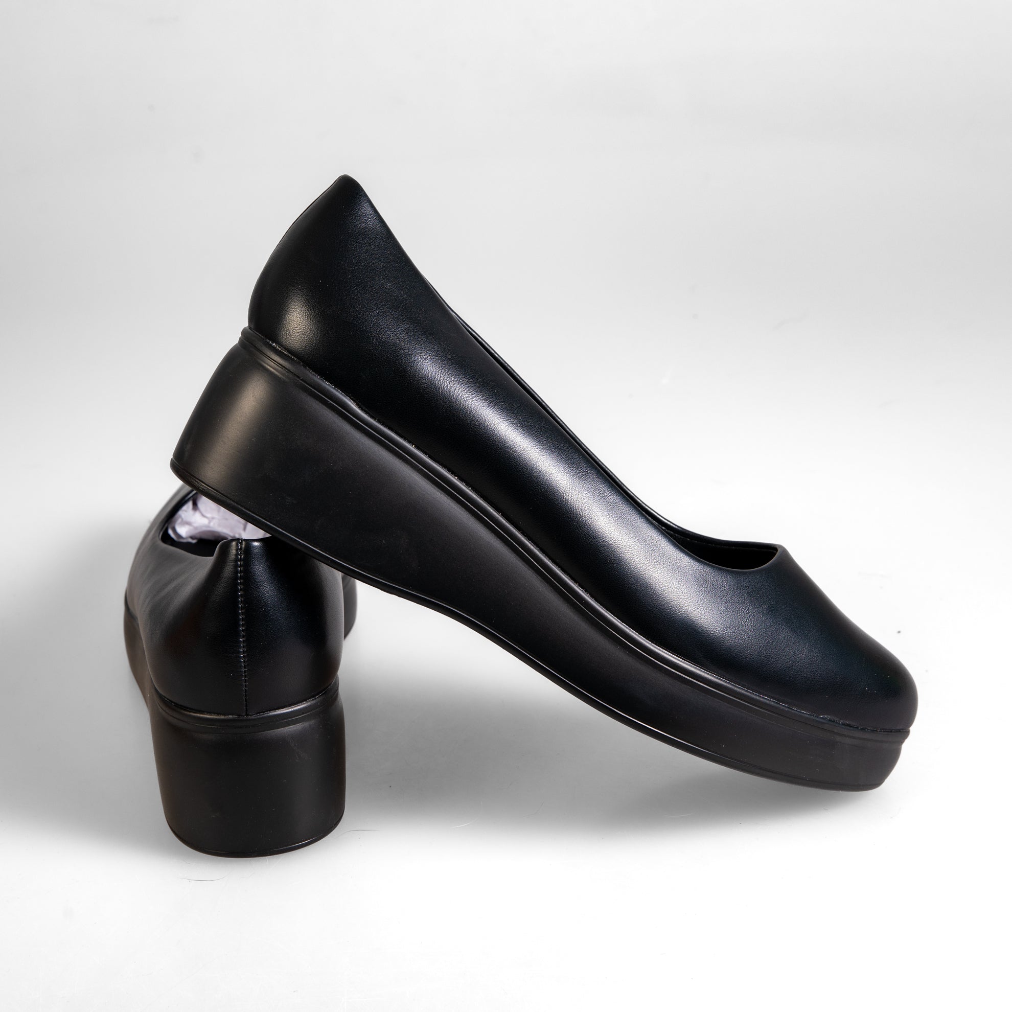 JK-801-1 Černá – elegantní a univerzální dámské boty pro každodenní nošení