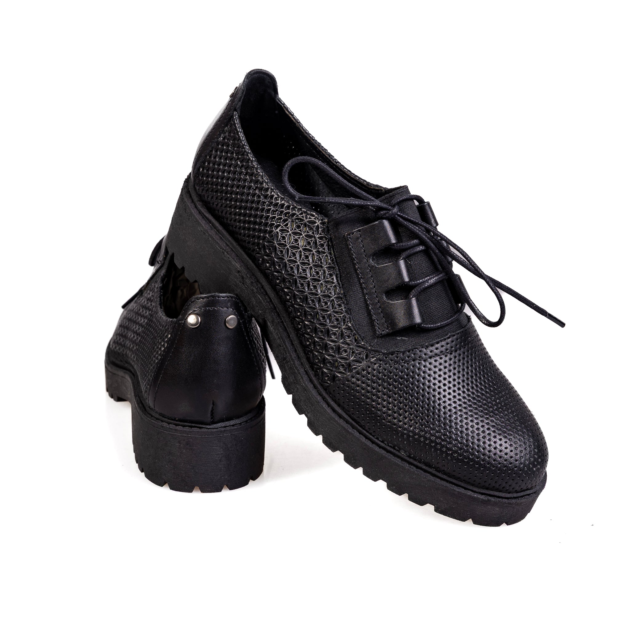 1102 Black – Women’s Laser-Cut Genuine Leather Comfort Oxfords