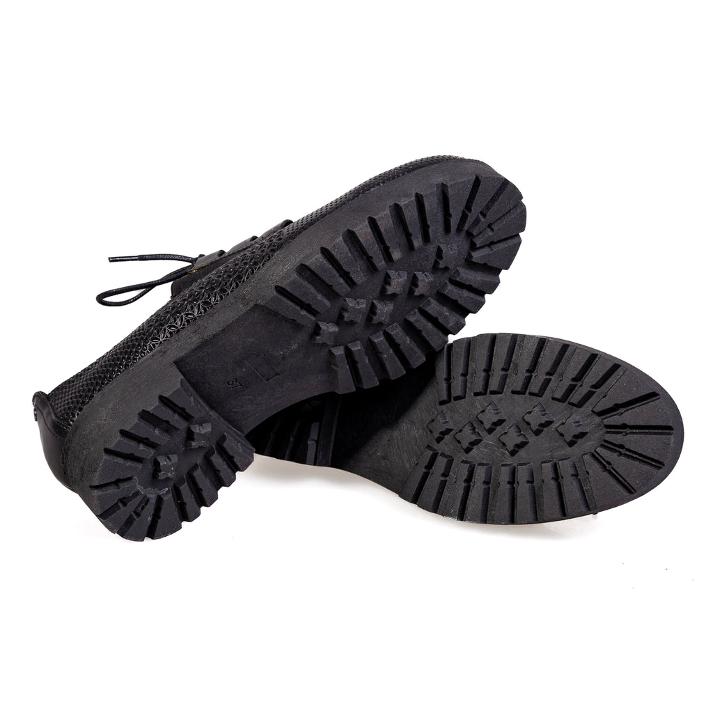 1102 Black – Women’s Laser-Cut Genuine Leather Comfort Oxfords