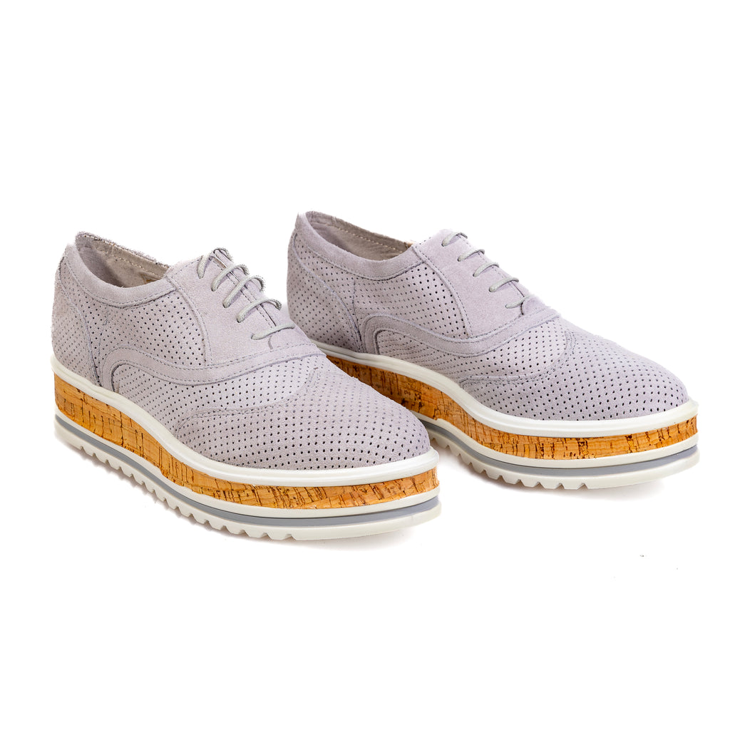 513-2117 – Women’s Laser-Cut Genuine Leather Platform Sneakers