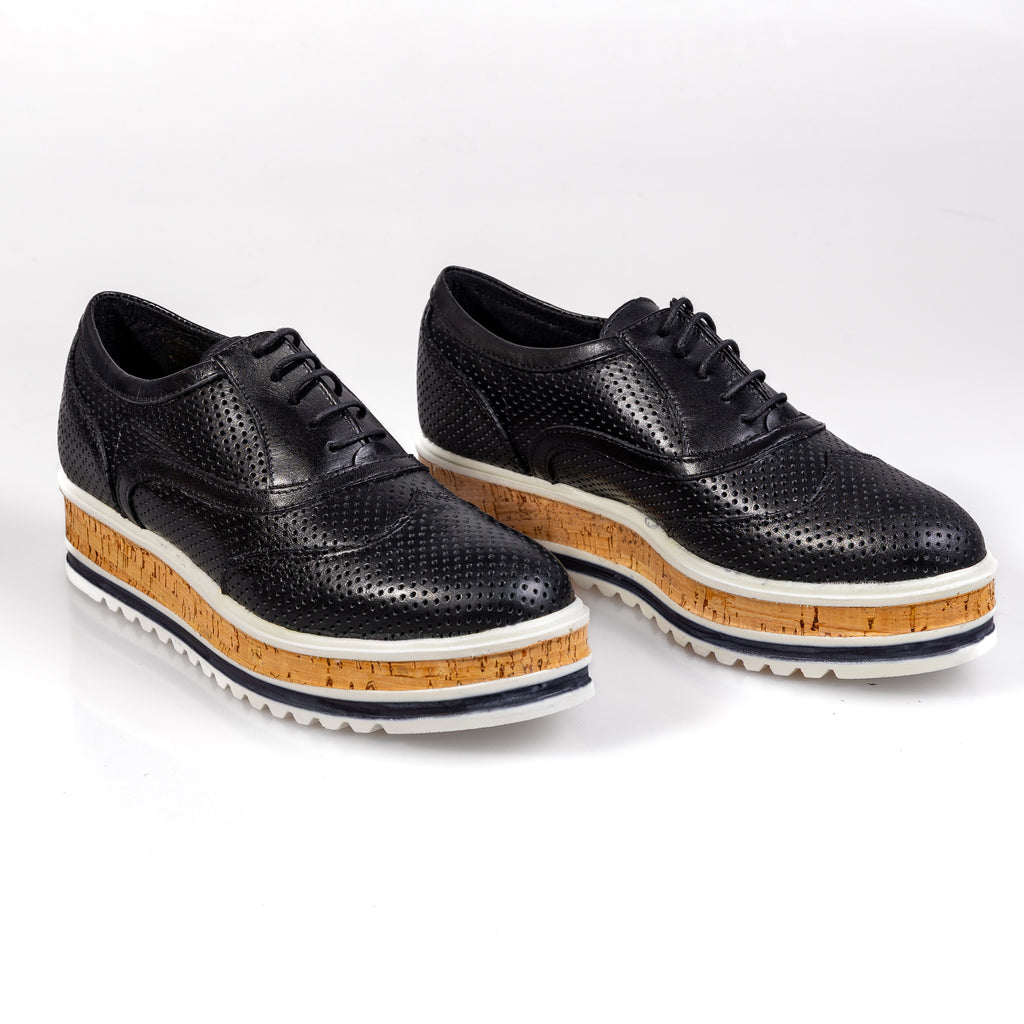 524-6584 – Women’s Laser-Cut Genuine Leather Platform Sneakers