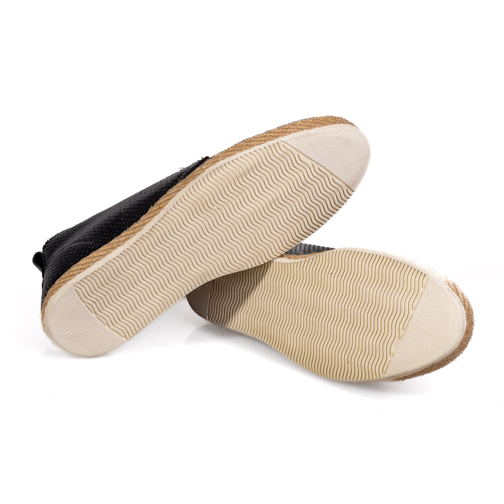 John 2 Black – Men’s Perforated Genuine Leather Desert Boots