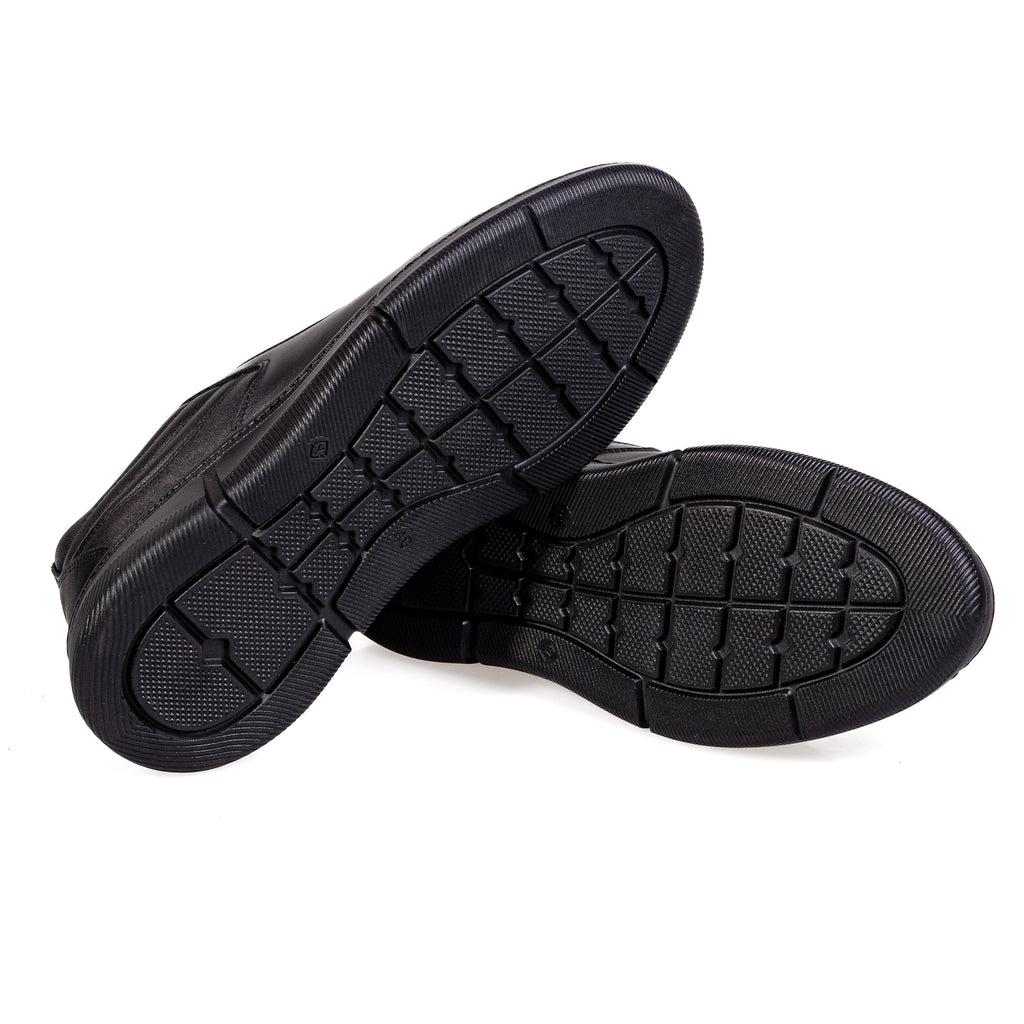 7048 Black – Premium Men’s Genuine Leather Everyday Shoes