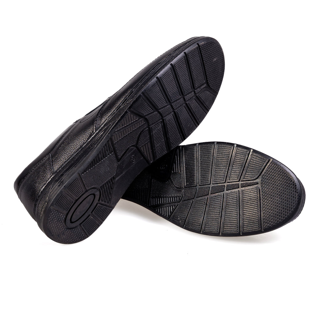 7014 Fekete – Prémium minőségű, valódi bőrből készült férfi alkalmi cipő