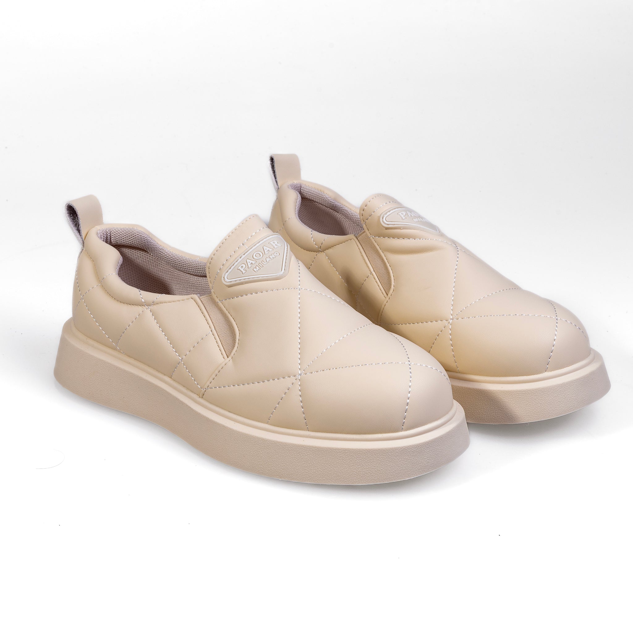 N205-3 Bézs – Női steppelt platformos slip-on cipő