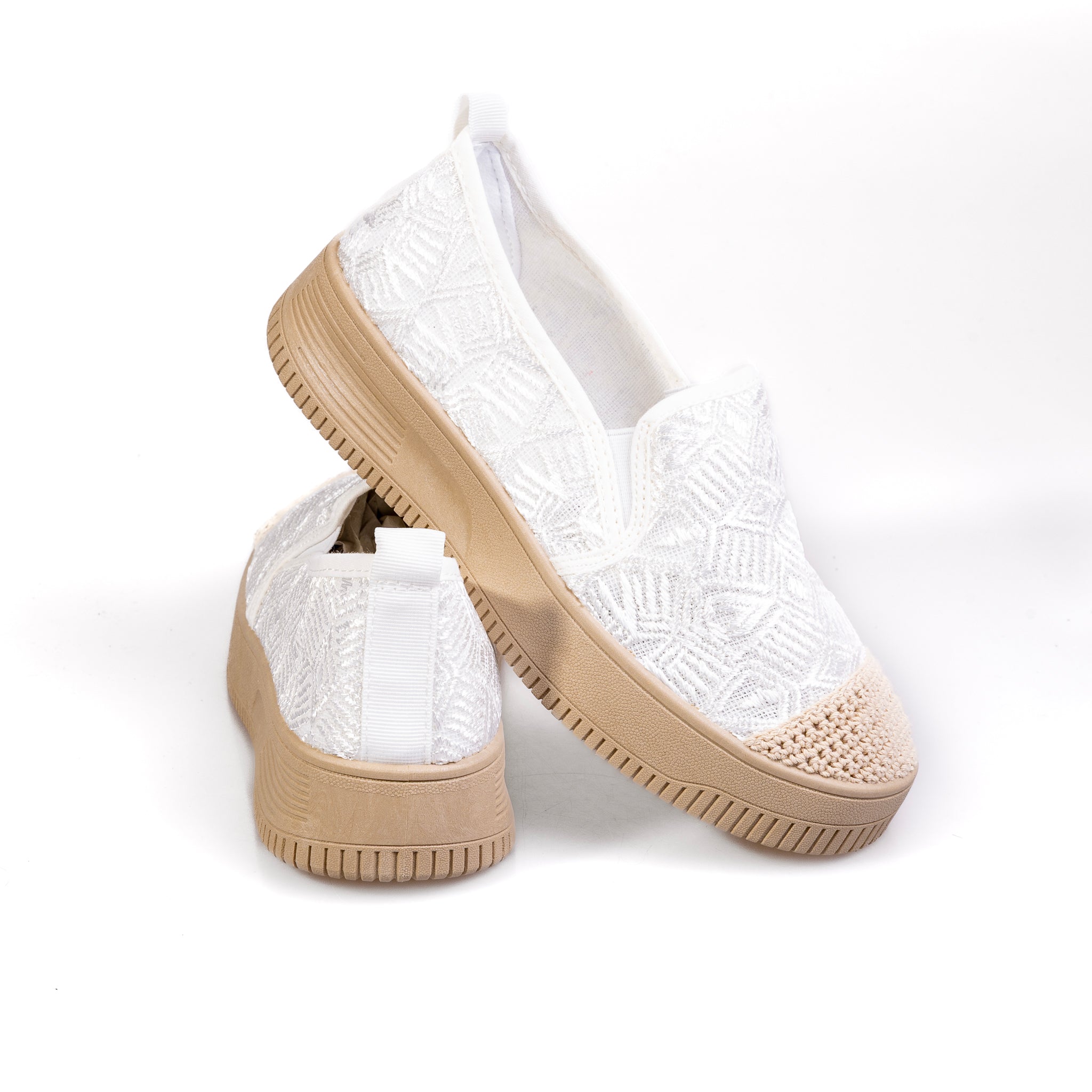 S559-2 White – Stylish Women’s Lightweight Textile Everyday Shoes