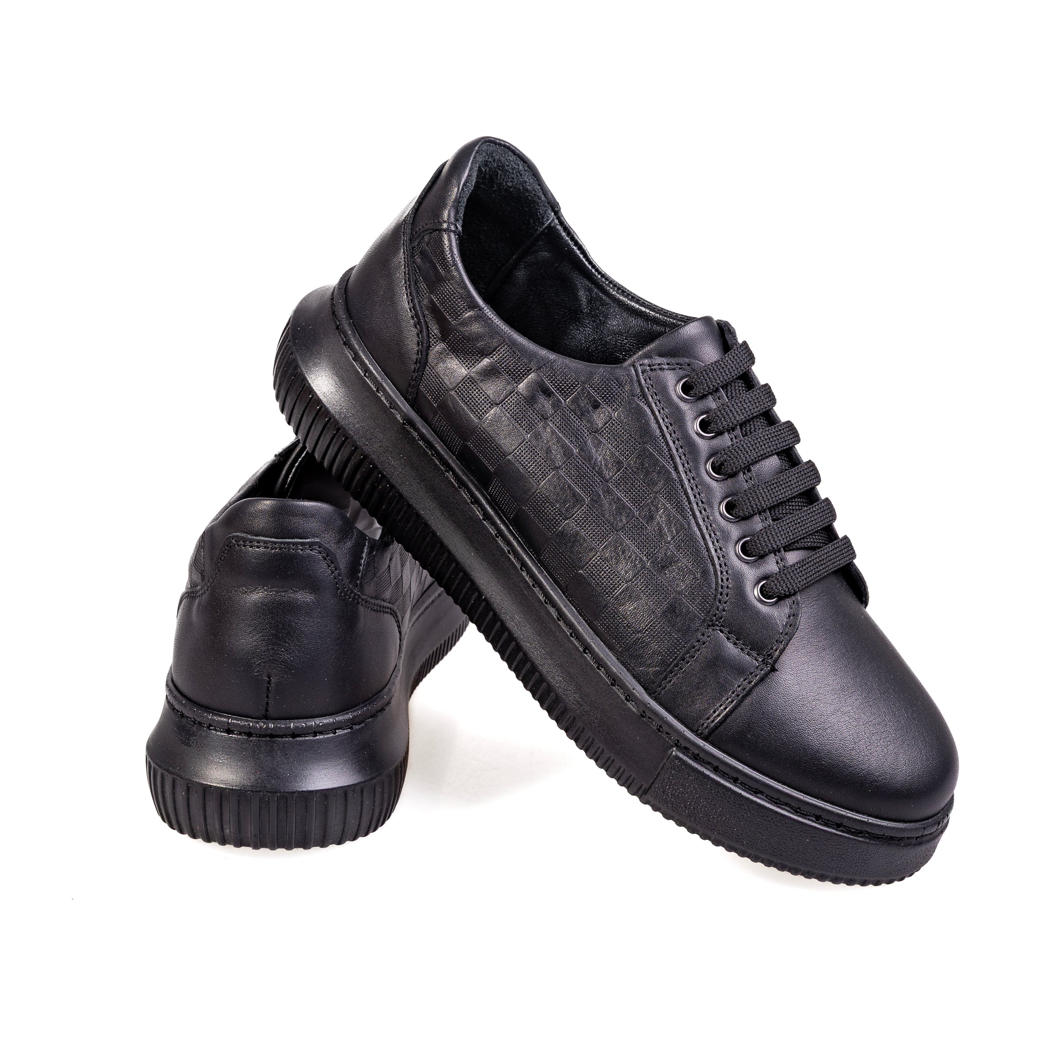 050 Black – Women’s Urban Genuine Leather Sneakers