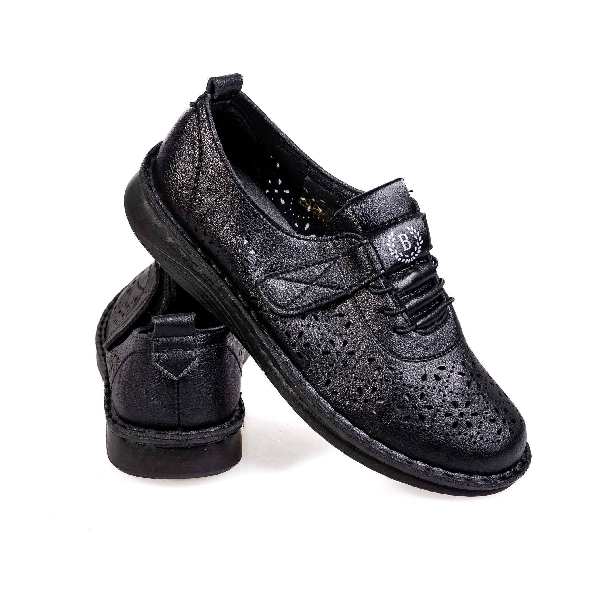 S599-1 Black – Women’s Floral Perforated Comfort Sneakers