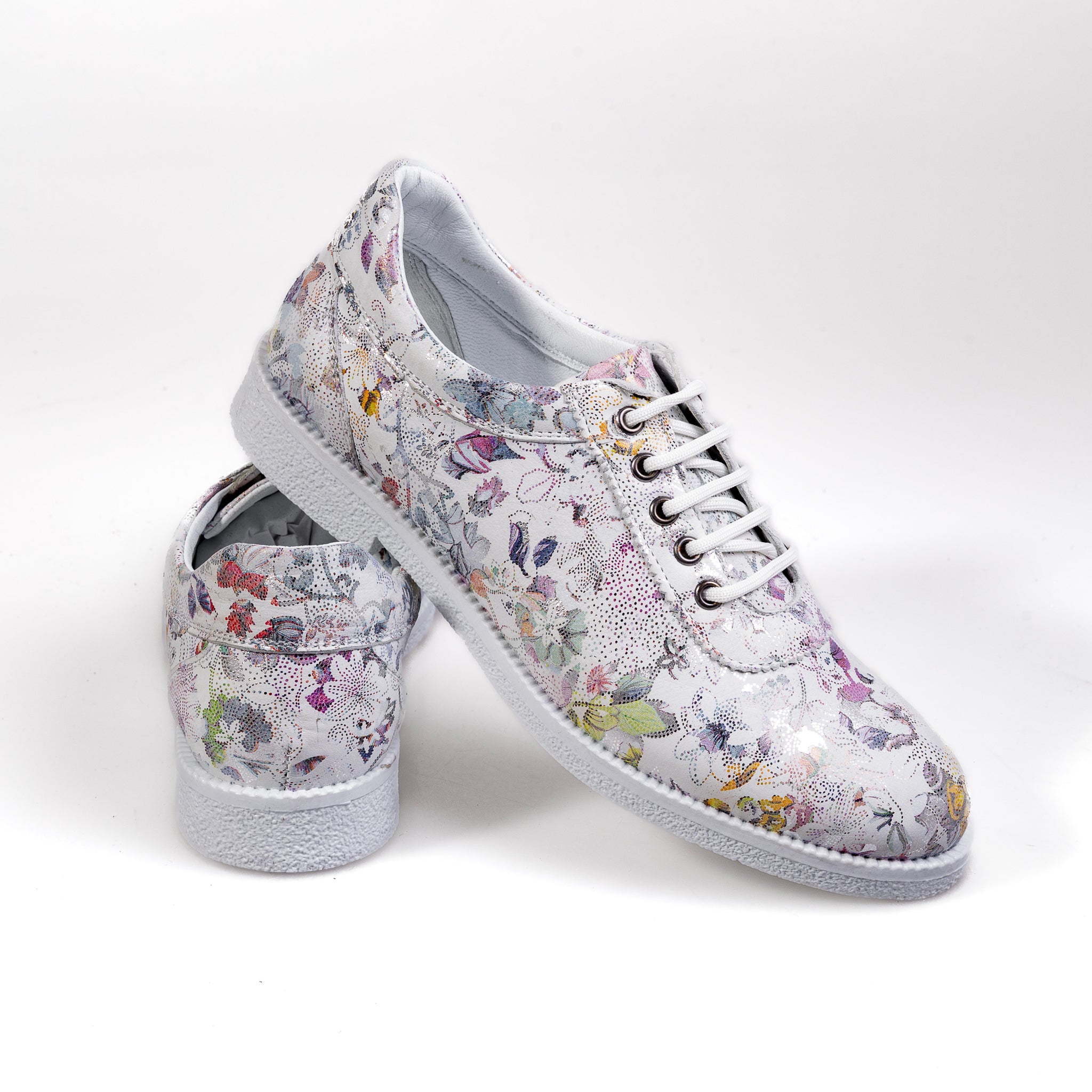 033 White – Premium Women’s Genuine Leather Everyday Shoes