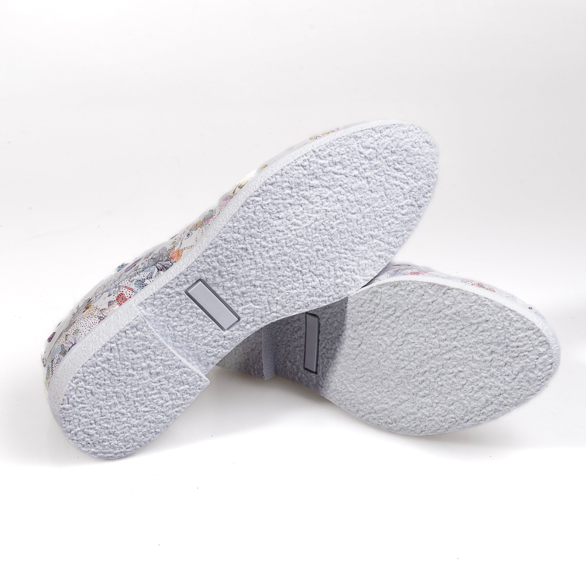 033 White – Premium Women’s Genuine Leather Everyday Shoes