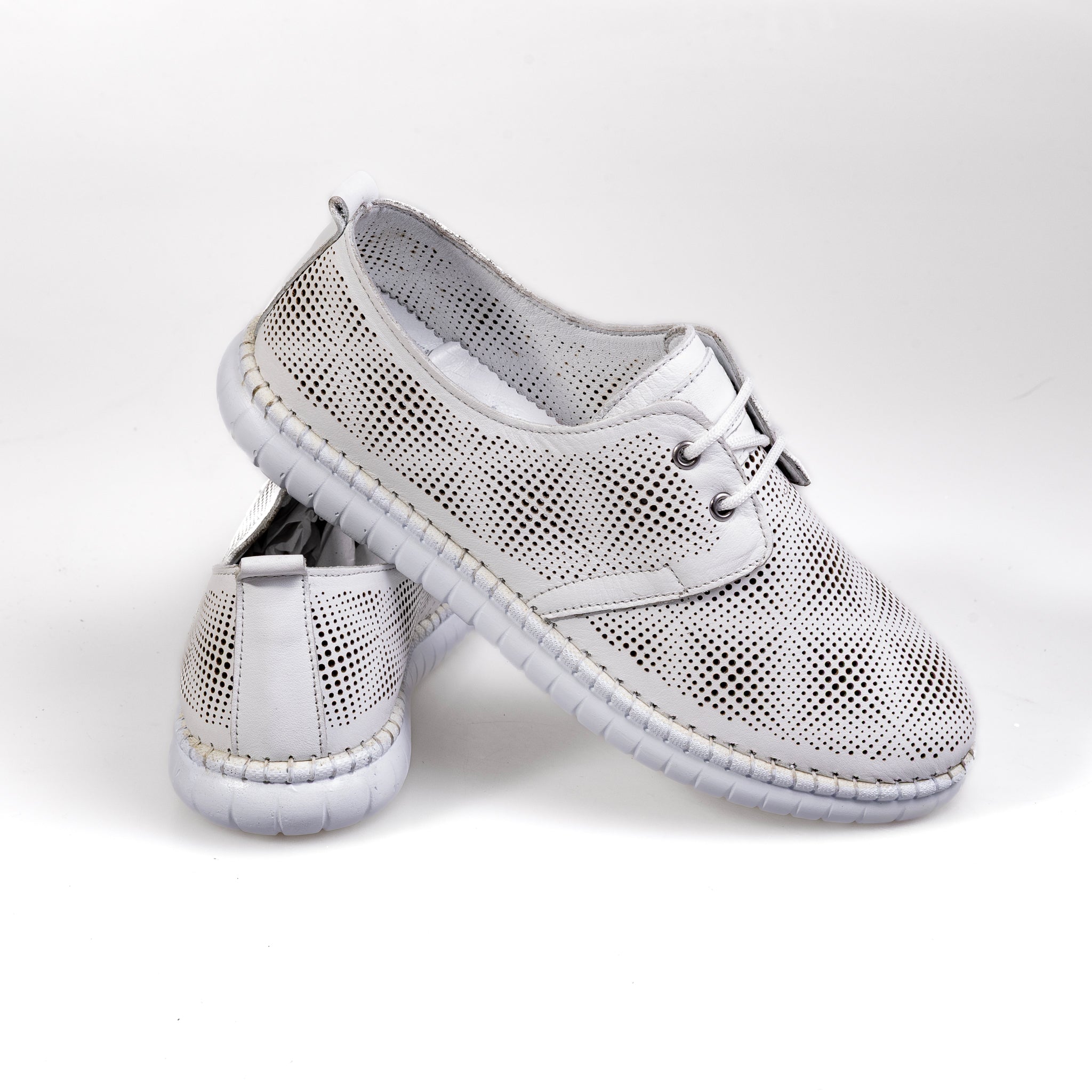 032 White – Premium Women’s Genuine Leather Everyday Shoes